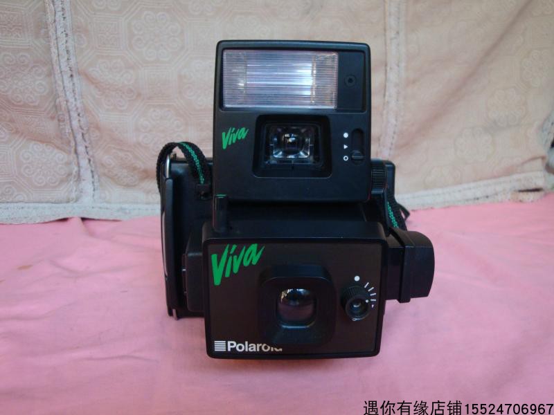 New and clean, with the Polaroid to Viva a one-time imaging camera tore pull nostalgic old camera object