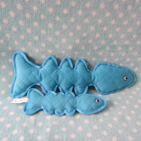 Foreign trade tail single plush holiday gift pet supplies European single-sky blue big fish press sound dog doll