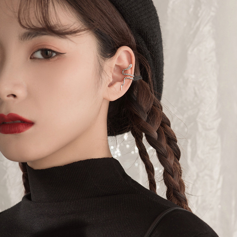 (Alley South) 925 Pure Silver Serpentine Ear Clip Woman 2022 New Tide No-Ear-Hole Summer Earbone Clips Ear