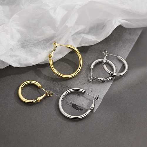 【巷南】999银针张子枫素圈耳环女生小众高级感耳针新款2025爆款