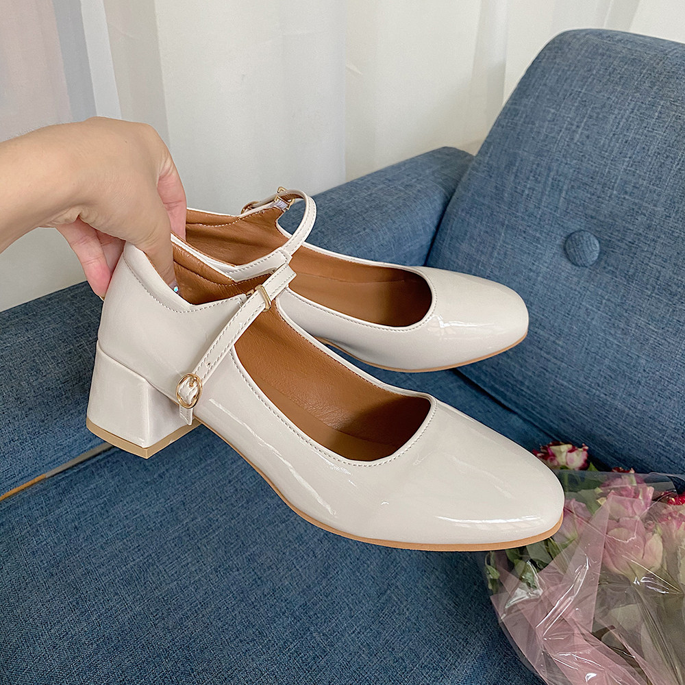 One word button 100 lap day student Mary Jane shoes college square head heel coarse heel single shoe woman shallow oral retro grandma