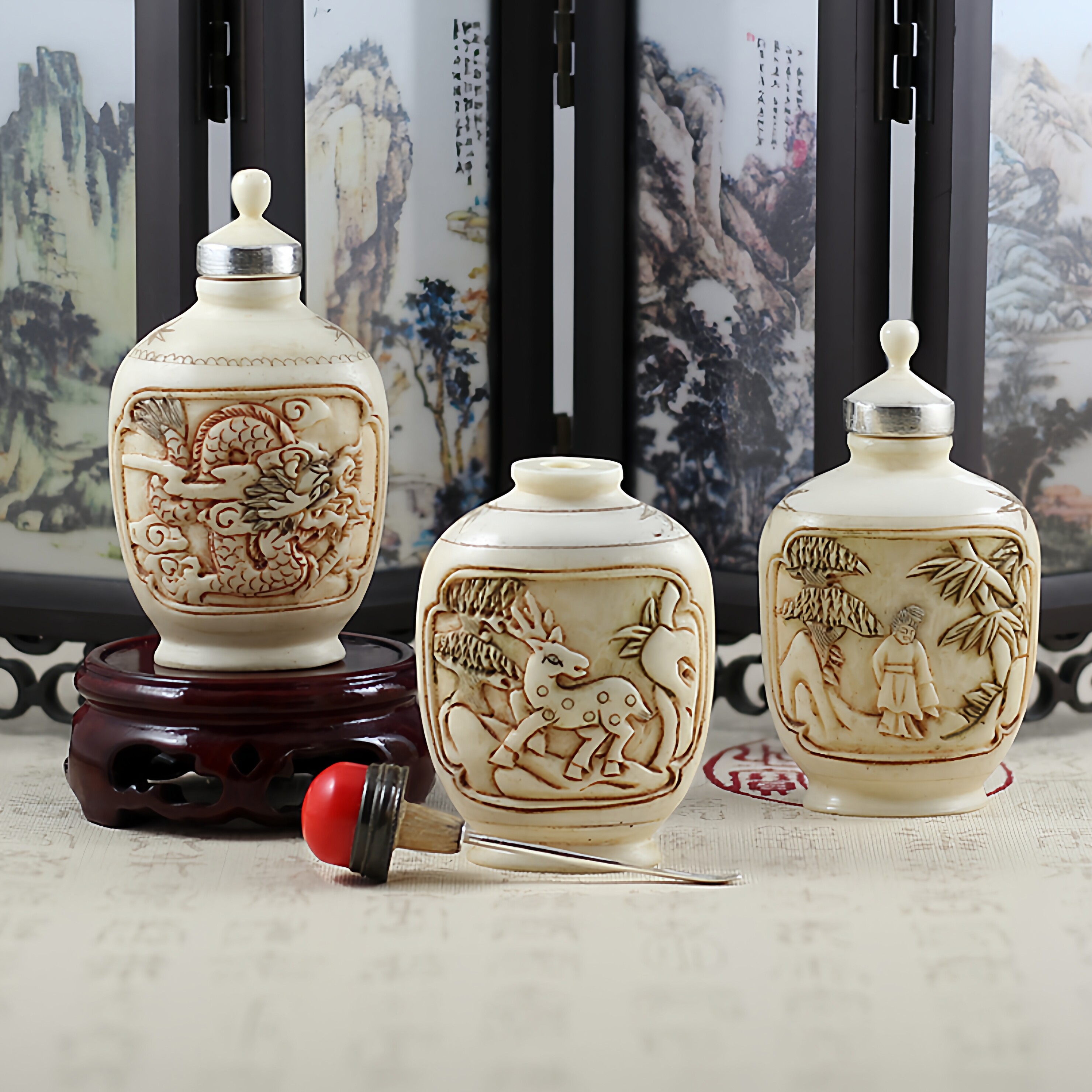 gang送料無料　時代唐物　細密龍文彫刻銀細工鼻煙壷　中国古玩 O1CN017dkYsC1zhiwn2Y3Ow_!!