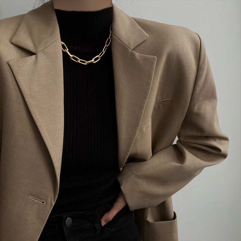 European and American metal thick chain necklace Women's new fashion light luxury niche Gold decorative chain clavicle sweater chain accessories
