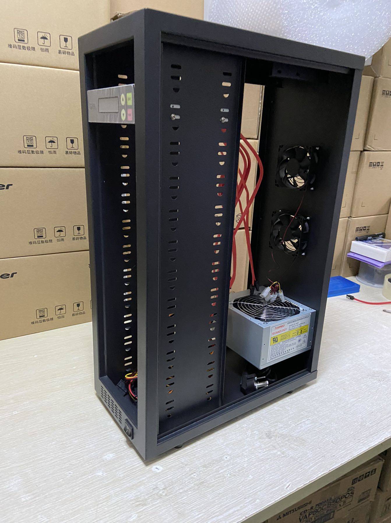 One drag 10 CDs Torture Machine Suit 12 Host shell Rio Pump 500W serial power supply (built-in hard disc rack)