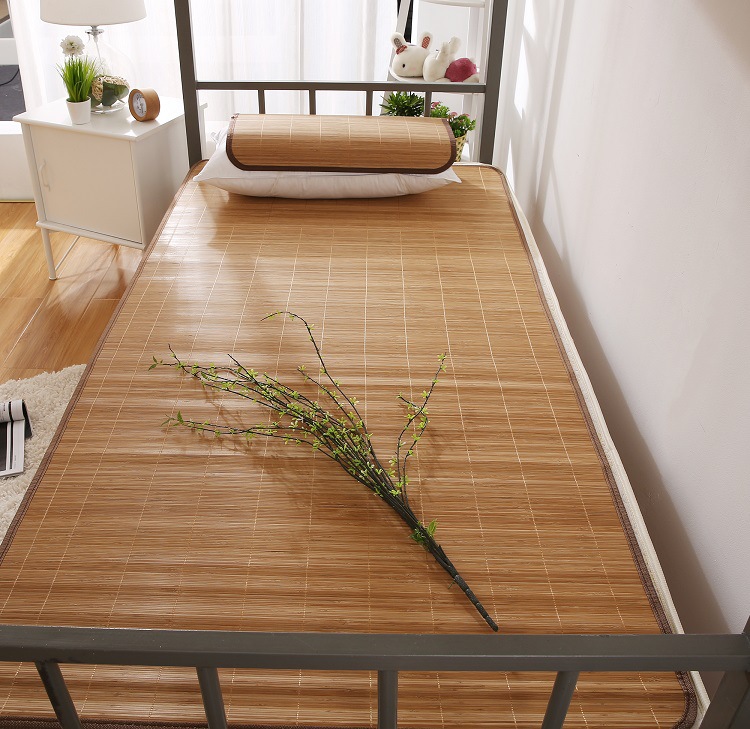 Mats mat có thể gập lại 0.9m sinh viên 1.8m ký túc xá ngủ một mặt 1,5m carbon mat miễn phí vận chuyển - Thảm mùa hè mua chiếu trúc