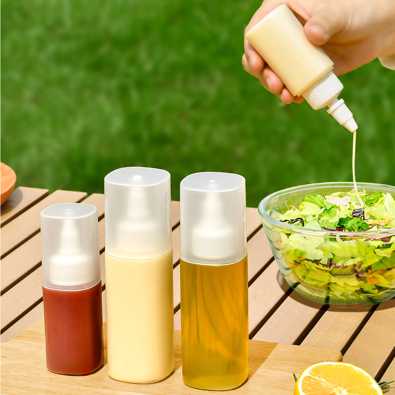 Japanese Squeeze Bottle for Outdoor Camping, Mini Condiment Dispensing Bottle, Food-Grade Tomato Salad Dressing Portable Squeeze Bottle