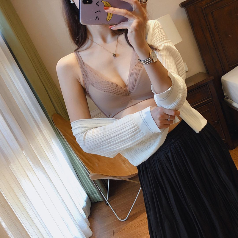 France light luxury soft naked feel good to wear the crying net eye without trace breathless French gathering bras 20 summer new