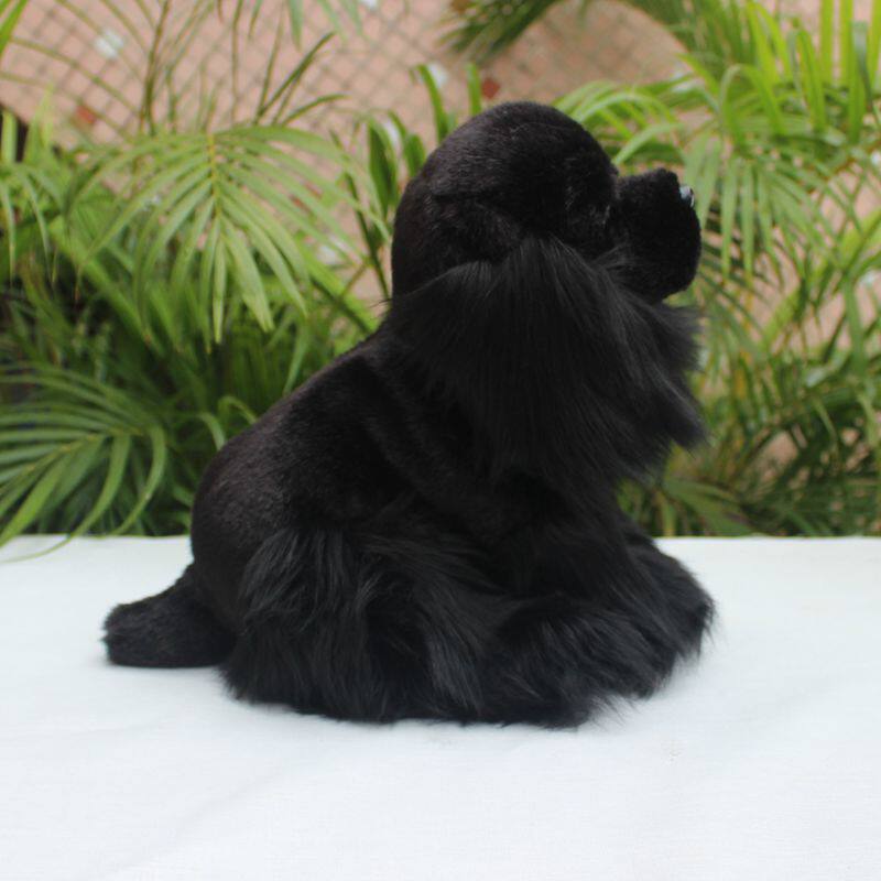 リアルなブラックコッカースパニエル犬の柔らかいぬいぐるみ、模造子犬