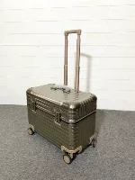 Титановый сплав (закругленные углы), полностью алюминий.