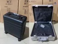 Черный, металлический, модный, алюминиево-магниевый сплав