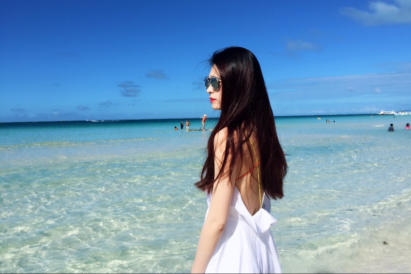 Sản xuất vườn * mùa hè sexy mỏng backless váy bên bờ biển kỳ nghỉ trắng sling bãi biển ăn mặc váy dài xếp ly