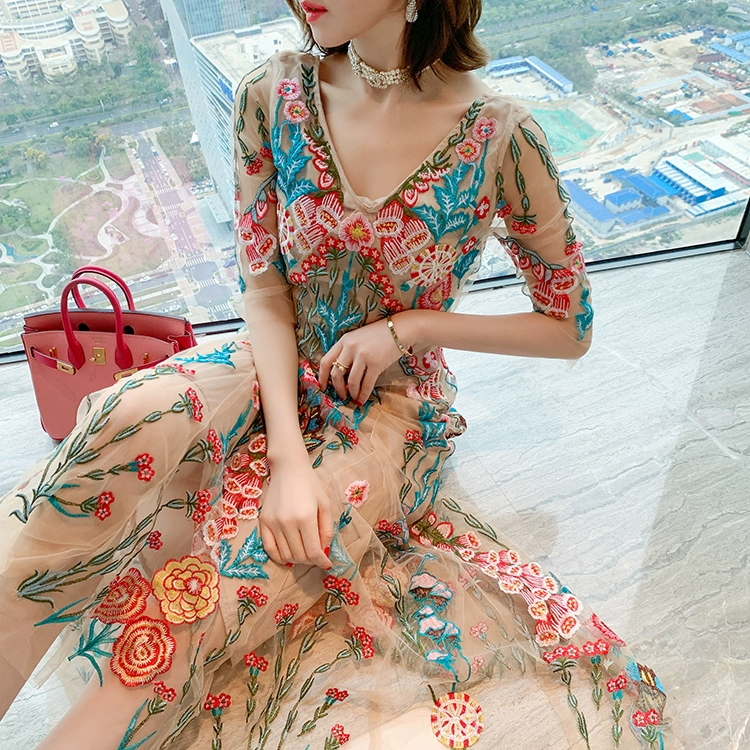 Váy cổ tích MIUCO công nghiệp nặng thêu hoa lưới cổ chữ V 3/4 tay áo dài eo cao đầm nữ 2020 mùa xuân - Sản phẩm HOT