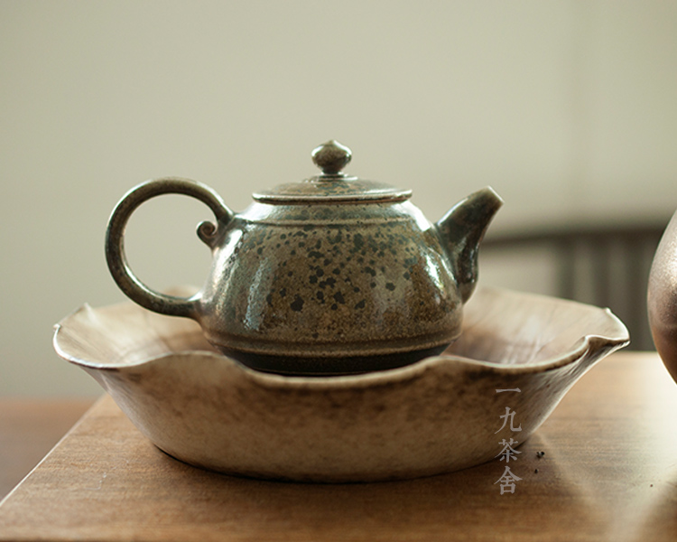 Taiwan Wu Jinwei to burn pot of checking ceramic teapot single pot of black tea teapot kung fu tea set collection