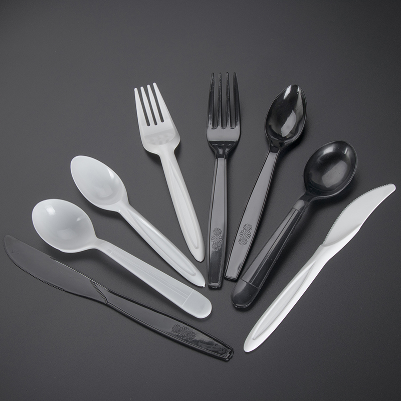Disposable knife, fork and spoon independent packaging plastic black thickened Western fork and spoon 100 pcs 1 pack 