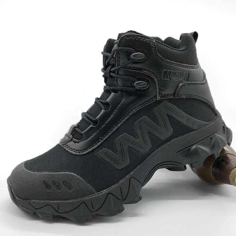 Outdoor new men's mid-top casual shoes men's boots as tactical boots desert boots travel boots marine boots 511 hiking