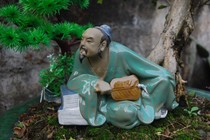 Chinese ceramics leisurely and self-sufficient rockery bonsai ornaments home desk crafts crafts