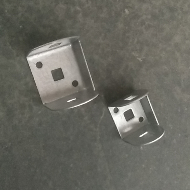 32 three-pack card 40 three-pack card Zinc steel guardrail connection parts Steel pipe connection fittings