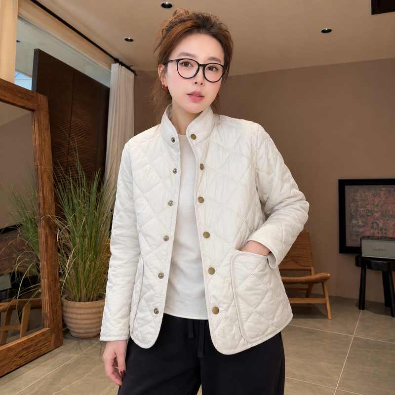 Lingge Cloud-Like Feel Stand Collar Single-Breasted Lightweight Cotton Quilted Casual Jacket for Women W7338 Lingge Cloud-Like Feel Stand Collar Single-Breasted Lightweight Cotton Quilted Casual Jacket for Women W7338