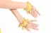 Ngày thiếu nhi Belly Dance Bracelet Ấn Độ Phụ kiện khiêu vũ Trang sức biểu diễn Vòng tay chuỗi vòng treo Đồng hồ đeo tay khuyến mãi - Vòng chân