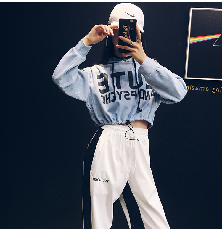 Châu Âu và Hoa Kỳ áo len ngắn nữ mới trùm đầu dây rút eo lỏng lẻo hip hop jazz đường phố nhảy áo dài tay áo nỉ hoodie dễ thương