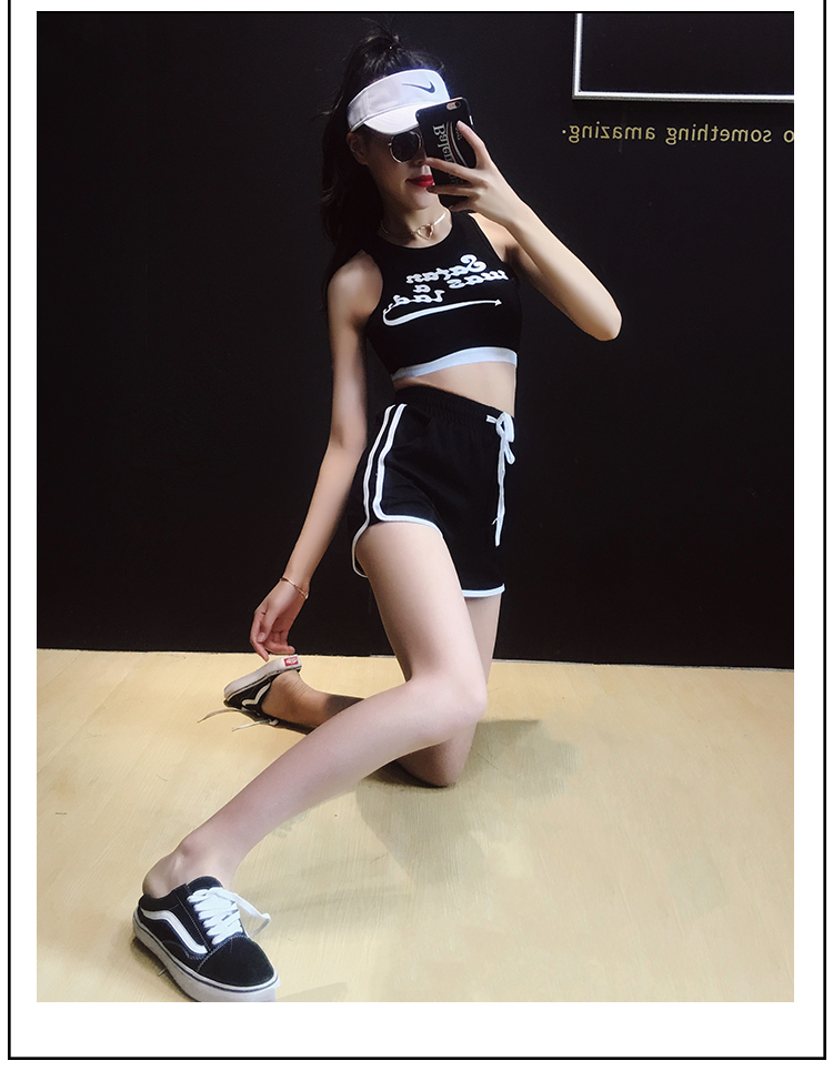 2018 hiphop mới retro cao eo mỏng màu trắng thể thao bên chạy quần short nhà nóng quần quần ngủ nữ mùa hè quần short jean nữ lưng cao