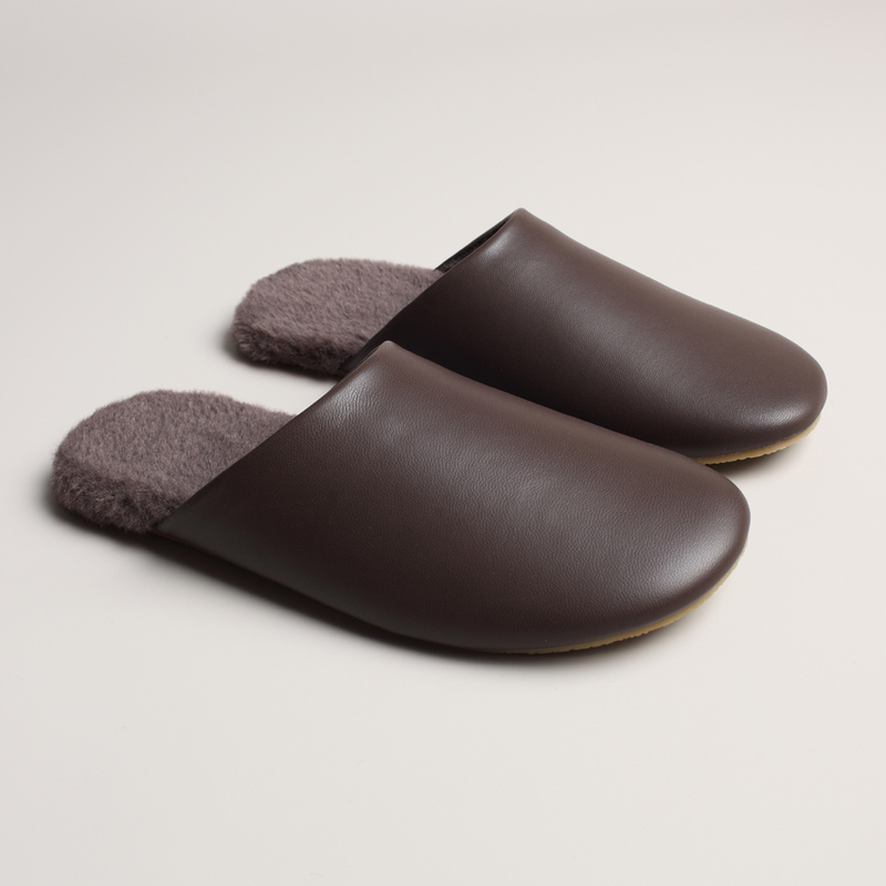 High-End Lambskin Slippers for Men and Women in Autumn and Winter for Home Use, Couples Indoor Non-Slip Tendon Sole Genuine Leather Plush Cotton Slippers