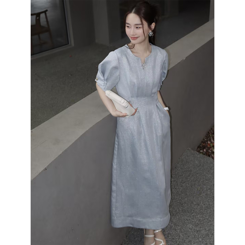 Qiu Yingying Hela Aomi "Mother-Of-Pearl Linen" Lyocell V-Neck Elegant High-End Waist-Cinching Slimming Dress