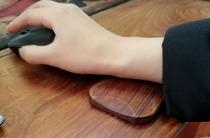 Mouse pillow mouse pad wrist guard computer office comfortable pure solid wood mouse support Game e-sports mouse hand holder