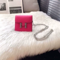 Цепь, маленький бумажник, красная небольшая сумка