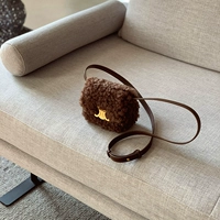 Arc de Triomphe Mini -Lipstick Sheep Rolling Coffee Colore