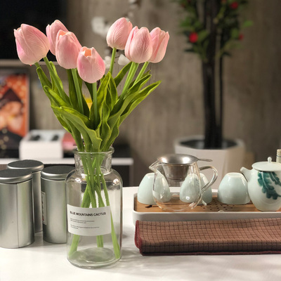 仿真花郁金香手捧花束摆件客厅餐桌假花