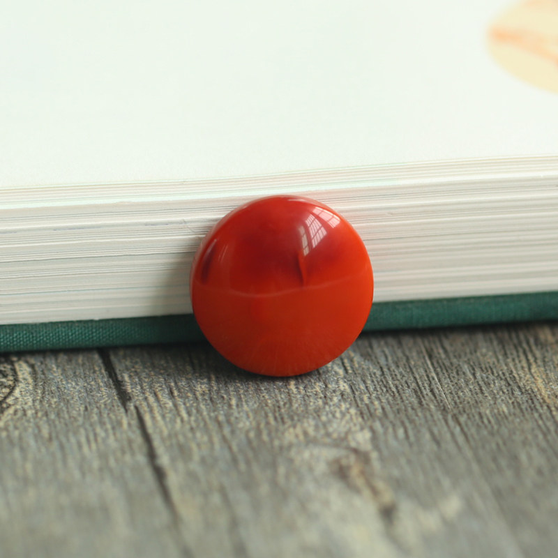 The original ore Liangshan natural southern red agate round pendant can be 18K gold inlaid punch female model full color full meat pendant