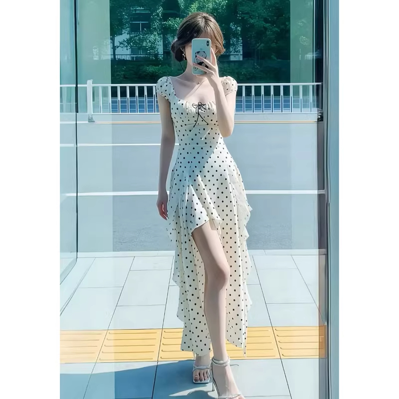 French-Style White Irregular Polka Dot Dress for Women, Summer 2026, Beautiful and Stunning, Short in the Front and Long in the Back, Mermaid Dress