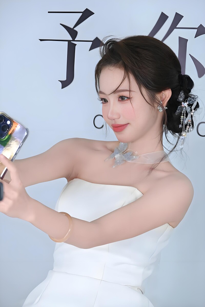 STAGE Q品牌美妆