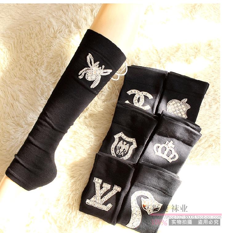 Phiên bản Hàn Quốc của mùa thu và mùa đông vớ đầu gối của phụ nữ dày đặt thời trang ấm áp quần legging dài với mũi khoan cọc nhảy nhảy tất nam giá tốt