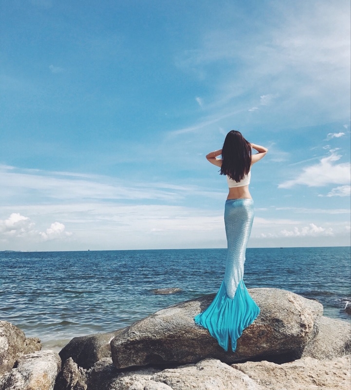 Beach mermaid tail of adult Maldives beach swimsuit mermaid princess mermaid tail