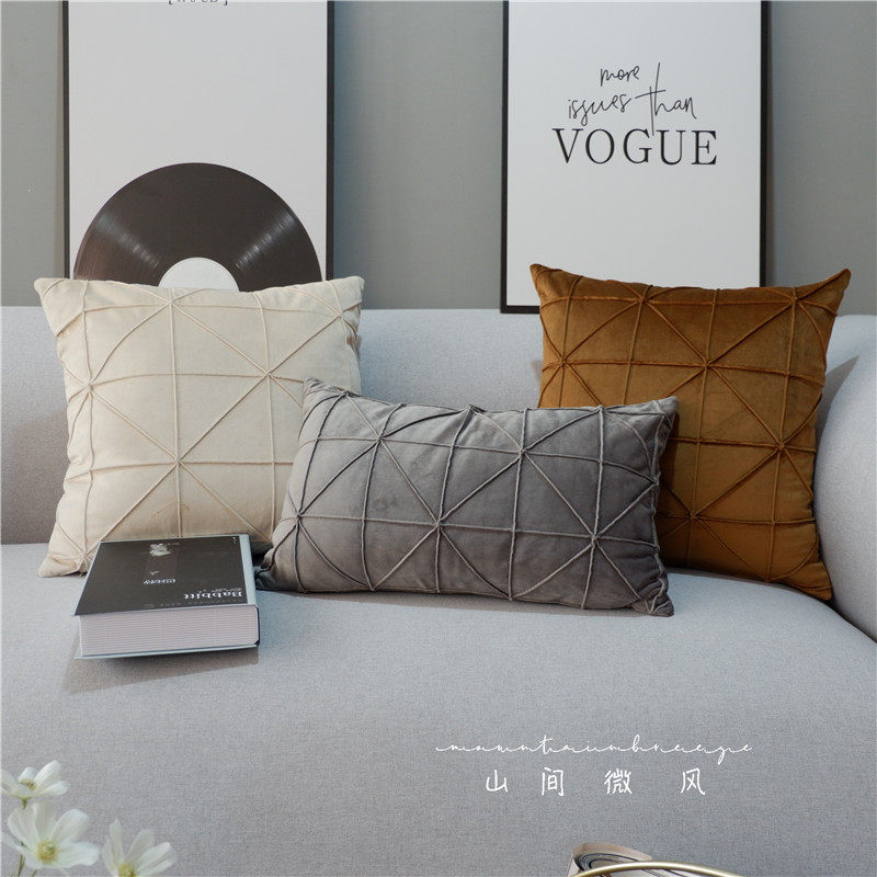 Beige Grey Hugs Nordic leaning on pillows modern minimalist sofa cushions folk wine by bag soft-fitted-Taobao