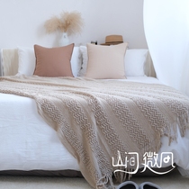  Khaki bed and breakfast bed towel Nordic American sofa blanket Model room bed scarf ins bed tail blanket Gray