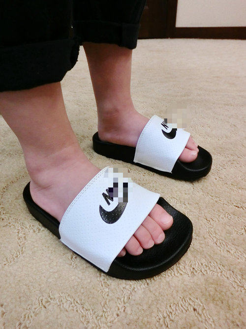 Pantoufles enfants en autre - Ref 1012563 Image 10