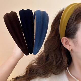 Korean sweet wide-edged velvet hairband for women 2025 new high-end headband for daily wear versatile hairpins for hair accessories