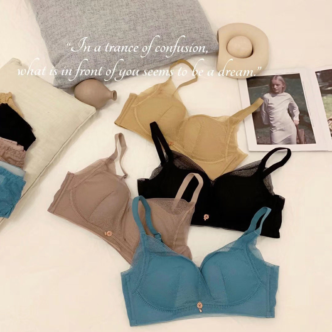 (Gather the milk)Sexy beauty no rim underwear female adjustment type anti-sagging urban bra cover suit