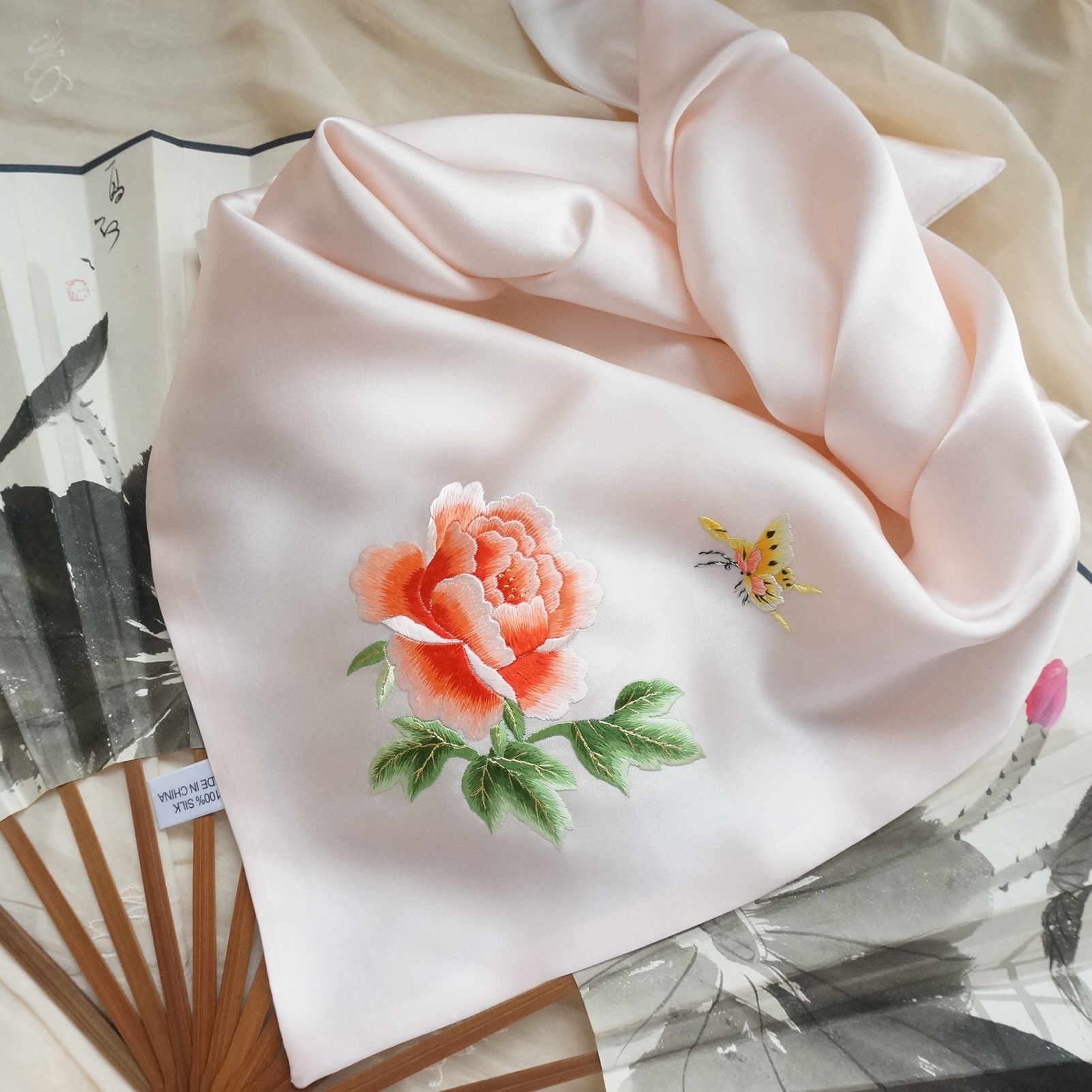 Soft Embroidery Silk Smooth Smom Silk Butterfly Peony Hand Embroidered Chinese Wind Scarf Woman Send Mom Gift