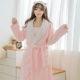 Tăng độ dày áo ngủ flannel của nam giới dài tay mùa thu và mùa đông mặc nhà mặc nhà pyjama san hô lông cừu áo choàng tắm áo choàng tắm - Night Robe