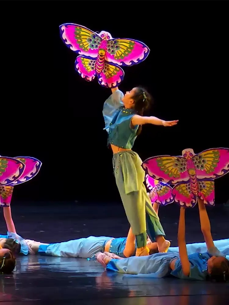 Dance Butterfly Props Fly Higher Festival Stage Performance Bamboo Dancing Children Cartoon Decorative Wind School 