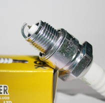 NGK platinum spark plug for two-stroke DIO18 phase 24 phase 28 phase 34 phase 35 phase AG100 motorcycle