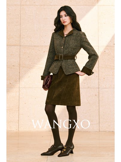 Wangxo｜Luxurious Herringbone Wool with Shiny Silk and Chenille | Belted Slim-Fit Vintage Short Coat