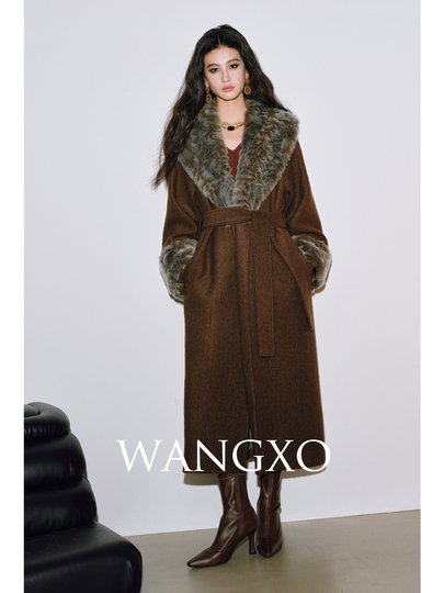 Wangxo｜Dense Looped Wool Fabric｜Heavyweight Fur Collar｜Layered Tie-Up Silhouette Lapel Coat