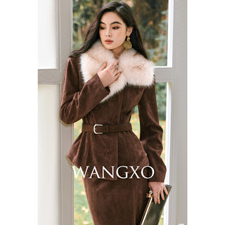 Wangxo｜Vintage Matte Suede Texture｜Dyed Eco-Friendly Fur Collar White Duck down Waist-Cinching down Jacket