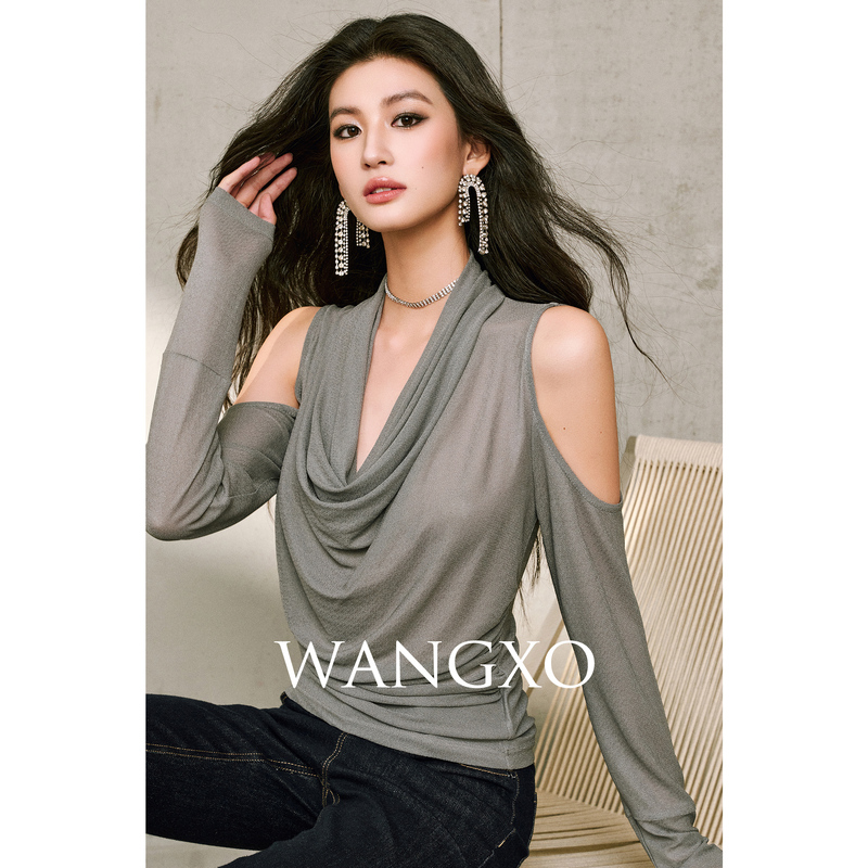 Wangxo|Silk Acetate Tangled Texture|V-Neck Off-Shoulder Ruched Waist Slimming Long-Sleeve Knit Top Wangxo|Silk Acetate Tangled Texture|V-Neck Off-Shoulder Ruched Waist Slimming Long-Sleeve Knit Top