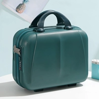 Темно-зеленый